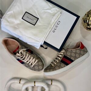 Gucci Ace GG Supreme Sneakers Size 38